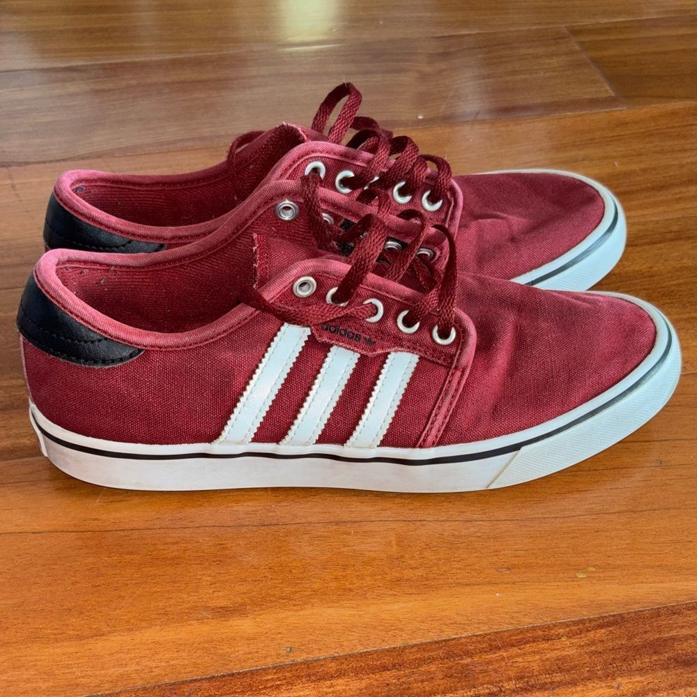 Adidas Red Canvas Low-Top Sneakers with White Stripes size 7.5